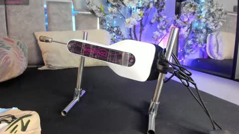 gabyyjones online show from October 10, 2025, 11:31 am