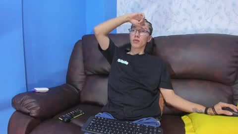 Snapshot of gadiel_sex chatting on February 25, 2025, 3:38 pm gadiel_sex online show from February 25, 2025, 3:38 pm
