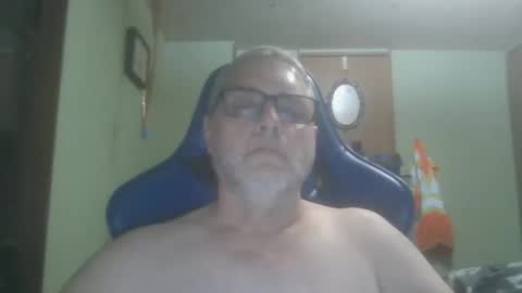 Snapshot of gadude45 chatting on October 25, 2025, 2:19 am gadude45 online show from October 25, 2025, 2:19 am