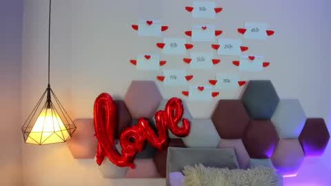 GahiaBelucci online show from February 14, 2026, 12:13 pm