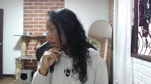 Lenna 3 online show from May 16, 2026, 12:48 pm
