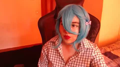 Kate 3 online show from April 22, 2026, 8:32 pm