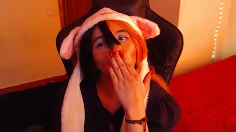 Kate 3 online show from April 30, 2026, 8:57 pm