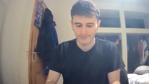 Snapshot of galadrie chatting on January 8, 2026, 3:47 pm Lorenzo online show from January 8, 2026, 3:47 pm