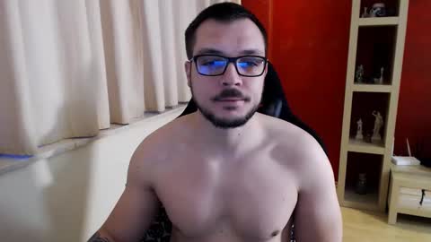 GangstaLover online show from February 5, 2026, 5:23 am