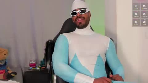 Alejo  online show from October 31, 2025, 8:21 pm