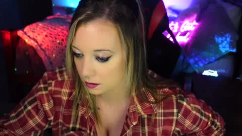 Jenna  - be back MONDAY night.  online show from January 9, 2025, 6:27 am