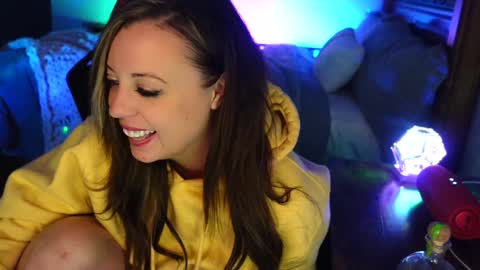 Jenna  - be back MONDAY night.  online show from February 5, 2025, 12:17 pm