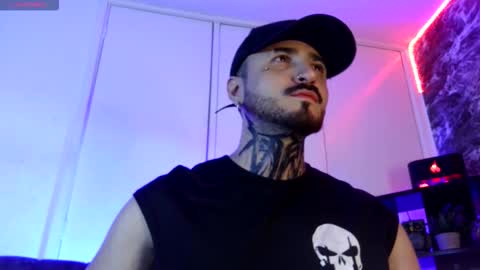 Chris  Dont forget to gift me thumb up Its very important to me and makes me happy AF  online show from November 24, 2025, 6:46 am