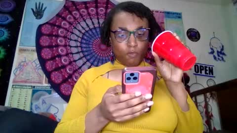 Snapshot of gardeniaspear chatting on April 28, 2026, 7:02 am Gardenia online show from April 28, 2026, 7:02 am