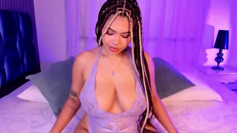 garnet  online show from September 16, 2025, 5:52 am