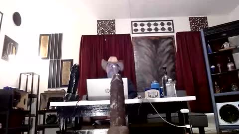 Snapshot of gatewaylaptop2019 chatting on November 5, 2025, 9:48 pm gatewaylaptop2019 online show from November 5, 2025, 9:48 pm