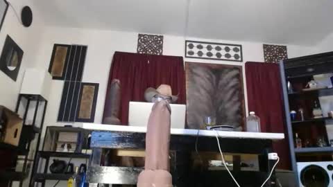 Snapshot of gatewaylaptop2019 chatting on February 23, 2026, 6:05 pm gatewaylaptop2019 online show from February 23, 2026, 6:05 pm