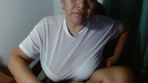 Snapshot of gatika_sexy chatting on January 6, 2025, 10:24 am katia online show from January 6, 2025, 10:24 am