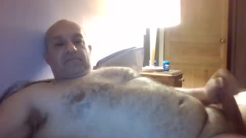 Snapshot of gay27400 chatting on February 23, 2025, 10:42 pm Gay38 online show from February 23, 2025, 10:42 pm