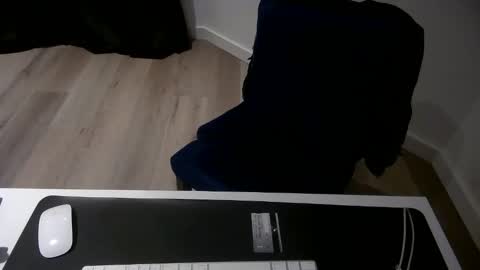 Snapshot of gaycut9093 chatting on February 24, 2026, 8:18 pm gaycut9093 online show from February 24, 2026, 8:18 pm