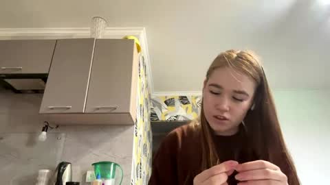 Lana online show from April 9, 2026, 11:37 am