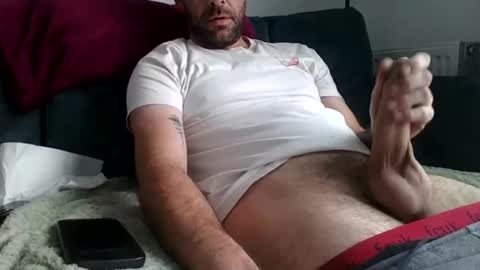 Snapshot of gazman233 chatting on September 15, 2025, 8:03 am gazman233 online show from September 15, 2025, 8:03 am