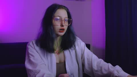 Vi online show from October 31, 2025, 6:20 pm