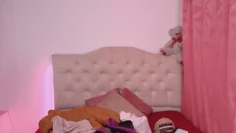 gema_angels online show from September 30, 2025, 7:52 pm