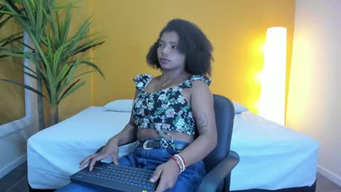 gema_beltran online show from May 22, 2026, 7:41 pm