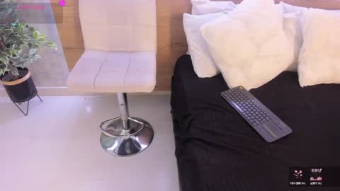 Snapshot of geminis_muentes chatting on January 14, 2025, 3:01 am geminis muentes online show from January 14, 2025, 3:01 am