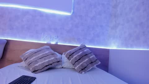 Snapshot of geminis_muentes chatting on February 4, 2025, 3:33 am geminis muentes online show from February 4, 2025, 3:33 am