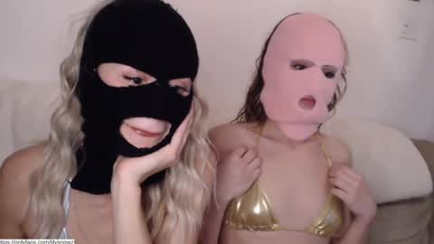 Lilith 3 online show from November 3, 2025, 3:30 am