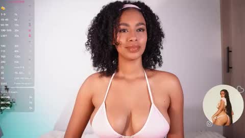 Snapshot of gemmacarter_ chatting on November 26, 2025, 1:17 am online show from November 26, 2025, 1:17 am