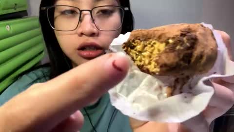 Yuki online show from February 15, 2026, 1:31 pm