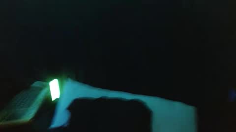 Snapshot of genitalwars chatting on December 21, 2025, 11:01 pm genitalwars online show from December 21, 2025, 11:01 pm