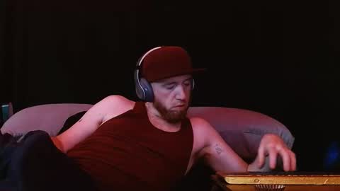 Snapshot of genitalwars chatting on January 7, 2026, 4:48 am genitalwars online show from January 7, 2026, 4:48 am