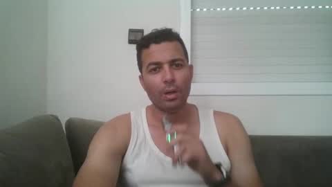 Snapshot of genteldevil chatting on January 19, 2025, 12:50 pm genteldevil online show from January 19, 2025, 12:50 pm