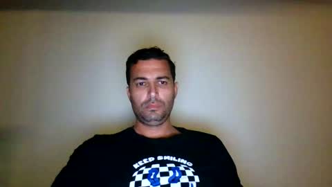 Snapshot of genteldevil chatting on October 18, 2025, 10:32 pm genteldevil online show from October 18, 2025, 10:32 pm