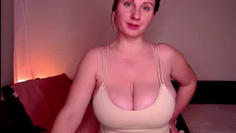 Snapshot of gentle__woman chatting on December 15, 2024, 11:45 am Chrisa online show from December 15, 2024, 11:45 am