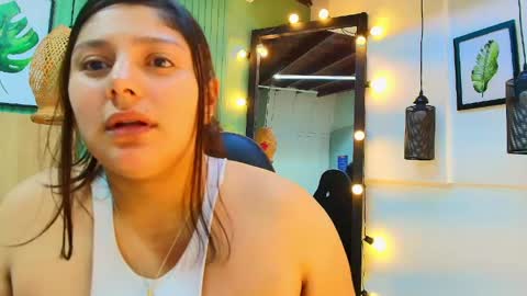 Snapshot of geo_jonnes25 chatting on June 3, 2026, 2:33 pm Geo J online show from June 3, 2026, 2:33 pm