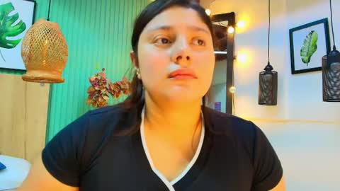 Snapshot of geo_jonnes25 chatting on June 10, 2026, 10:03 am Geo J online show from June 10, 2026, 10:03 am