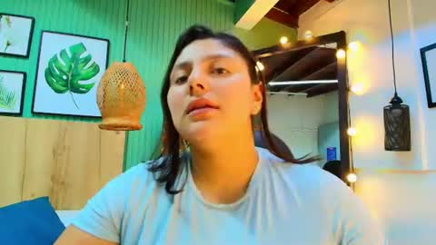 Snapshot of geo_jonnes25 chatting on June 17, 2026, 10:06 am Geo J online show from June 17, 2026, 10:06 am