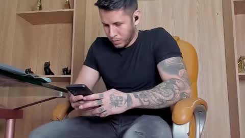 Snapshot of george_diesell_ chatting on February 28, 2026, 8:21 pm George online show from February 28, 2026, 8:21 pm