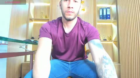 Snapshot of george_diesell_ chatting on April 19, 2026, 4:12 am George online show from April 19, 2026, 4:12 am