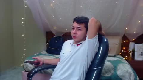 GEORGE online show from February 2, 2025, 3:54 am