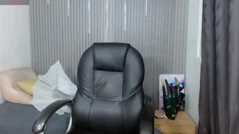 Snapshot of georgesmith_1 chatting on July 5, 2026, 11:34 pm GEORGE online show from July 5, 2026, 11:34 pm