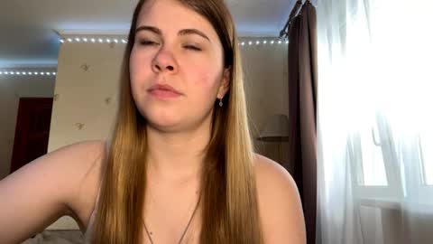 Snapshot of georgiannezannino chatting on April 10, 2026, 1:27 pm Amy is here ntmuMy TG MaevAmy online show from April 10, 2026, 1:27 pm