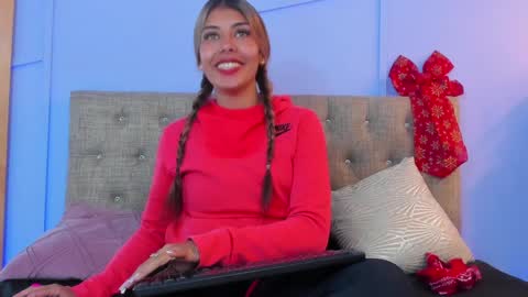 Snapshot of georgina_coule chatting on January 3, 2025, 6:14 pm Georgina Coule online show from January 3, 2025, 6:14 pm