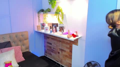 Snapshot of georgina_coule chatting on January 9, 2025, 6:15 pm Georgina Coule online show from January 9, 2025, 6:15 pm