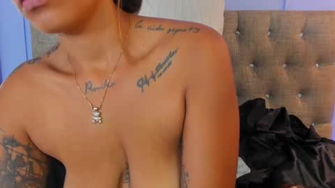 Snapshot of georgina_coule chatting on February 19, 2025, 6:21 pm Georgina Coule online show from February 19, 2025, 6:21 pm