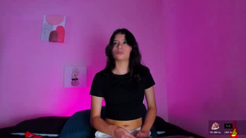 GEORGINA FERRI online show from December 22, 2025, 5:54 pm