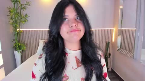 GeorginaReyes  online show from December 19, 2025, 10:39 pm