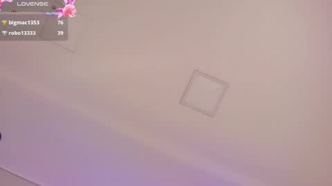 Kendal  online show from February 28, 2025, 3:15 am