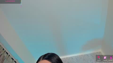 Kendal  online show from October 13, 2025, 2:06 pm